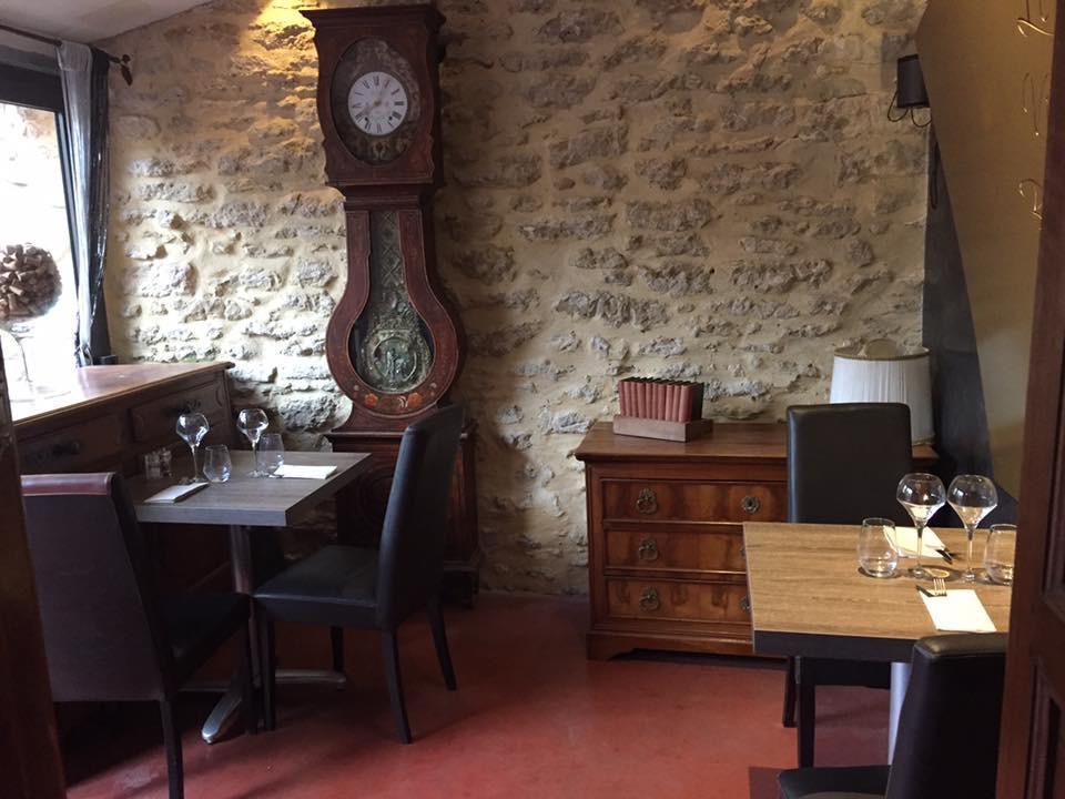Le Vieux Bistrot Otel Cabrières-dʼAvignon Dış mekan fotoğraf