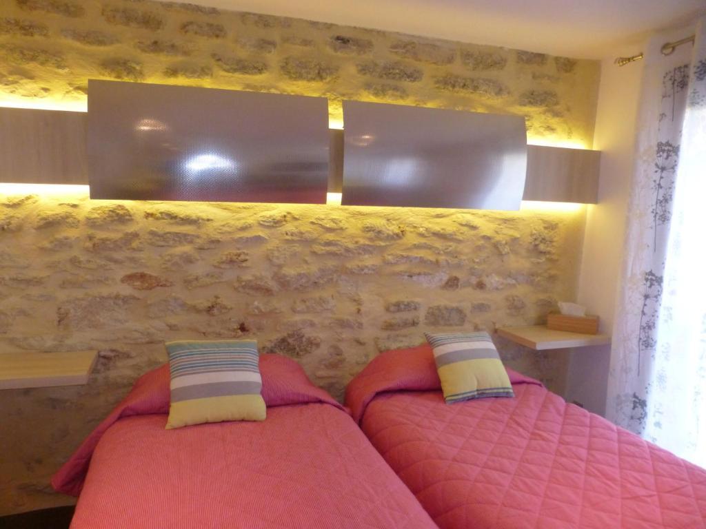 Le Vieux Bistrot Otel Cabrières-dʼAvignon Oda fotoğraf