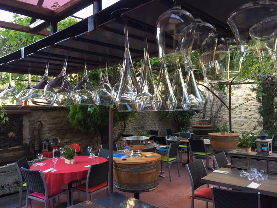 Le Vieux Bistrot Otel Cabrières-dʼAvignon Dış mekan fotoğraf