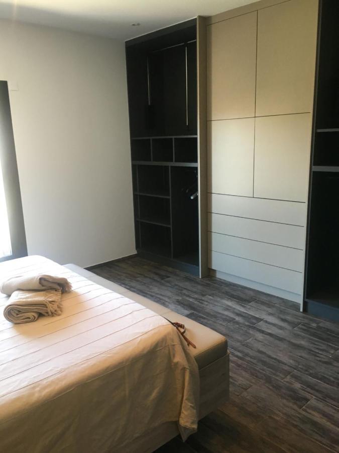 Le Vieux Bistrot Otel Cabrières-dʼAvignon Dış mekan fotoğraf